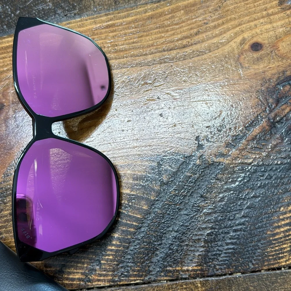 DIFF Sunglasses